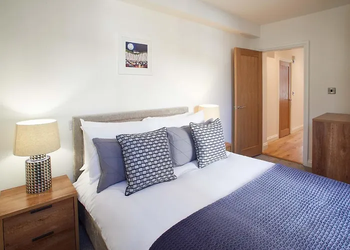 Host & - The Old Sweet Shop * Whitby